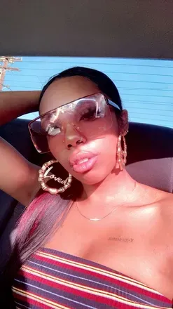 OnlyFans cuenta sexyleexyyyy avatar 1