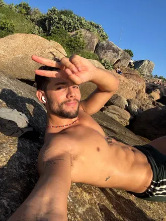 OnlyFans account  vitinboyx avatar 1