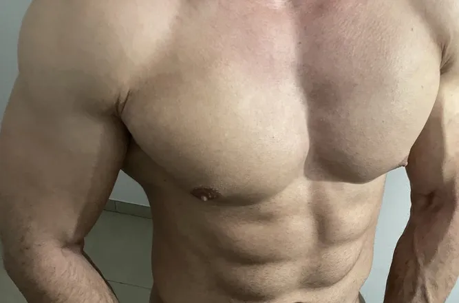 OnlyFans cuenta maverick_french_goliath header 2