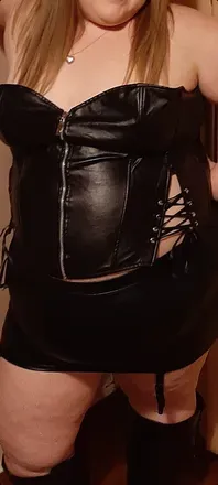 OnlyFans cuenta cuckoldhotwife84 header 2