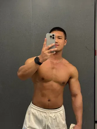 OnlyFans account  musclewolf188_promo avatar 1