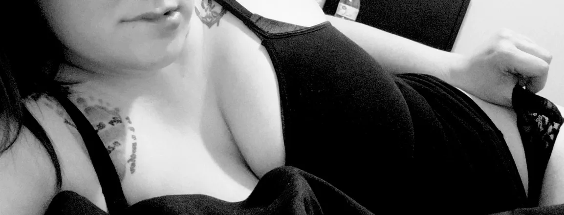 OnlyFans cuenta mariecranberry header 2