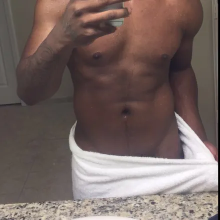 OnlyFans cuenta bigtrent12 header 2