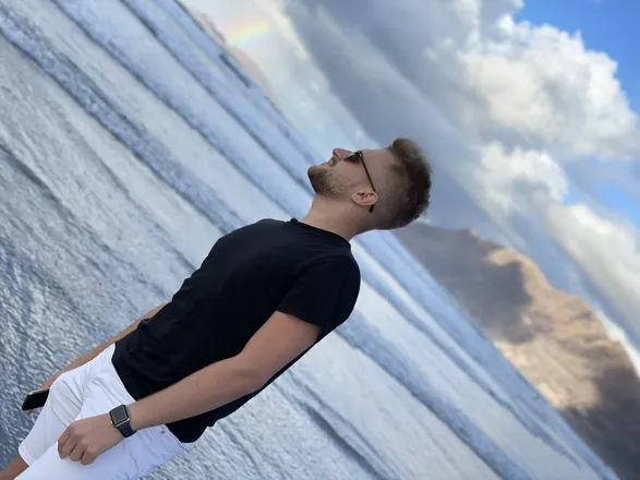 OnlyFans cuenta kennzoo header 2