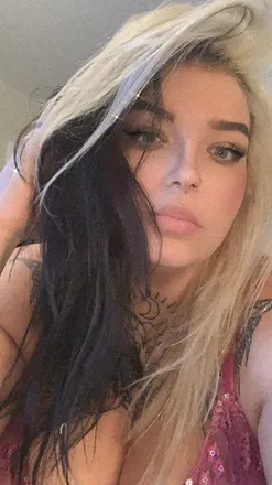 OnlyFans cuenta lilyjones_311 avatar 1