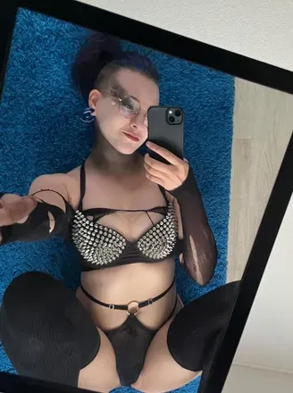 OnlyFans of metalliprinsessa