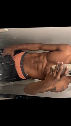 OnlyFans cuenta bbclouisville26 header 2