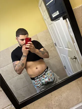 OnlyFans cuenta losttinnspacee header 2