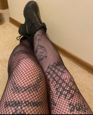 OnlyFans account  vampirecaspian header 2