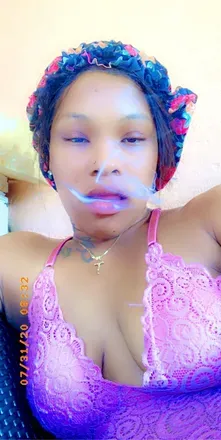 OnlyFans cuenta tinashow avatar 1