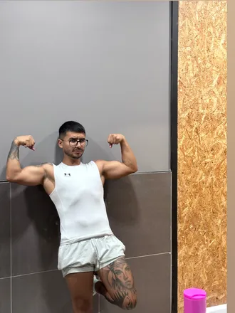 OnlyFans cuenta jota033 header 2