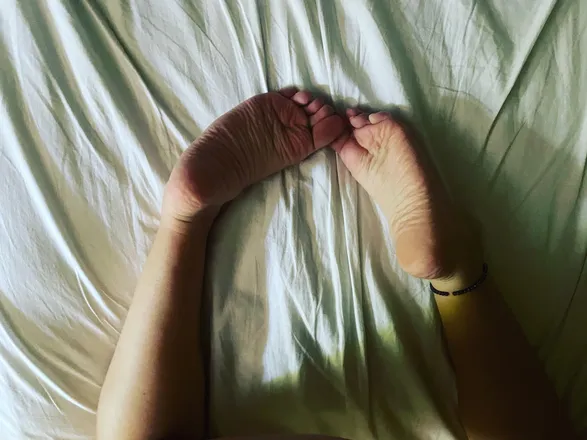 OnlyFans cuenta lolafeetbabe header 2