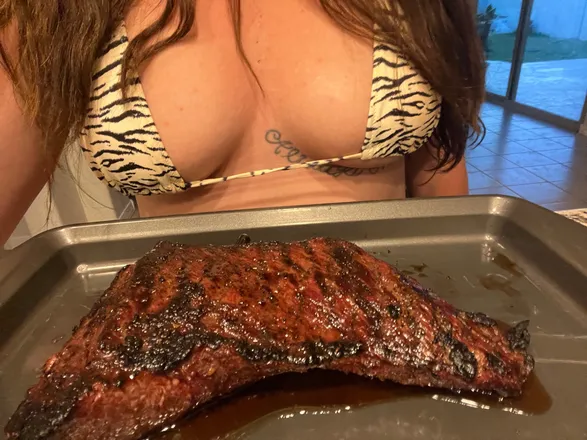 OnlyFans cuenta bbqbikiniqueen header 2
