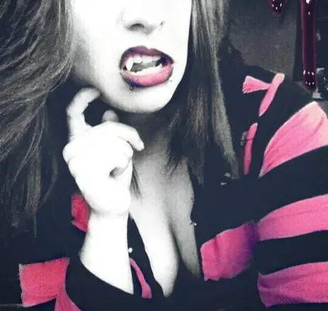OnlyFans account  vixenlustvore avatar 1