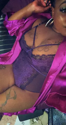 OnlyFans account  girlthathasadopename header 2