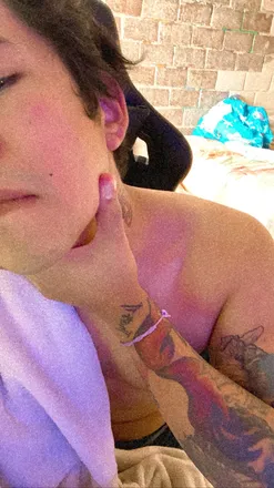 OnlyFans cuenta hemrichaquino header 2