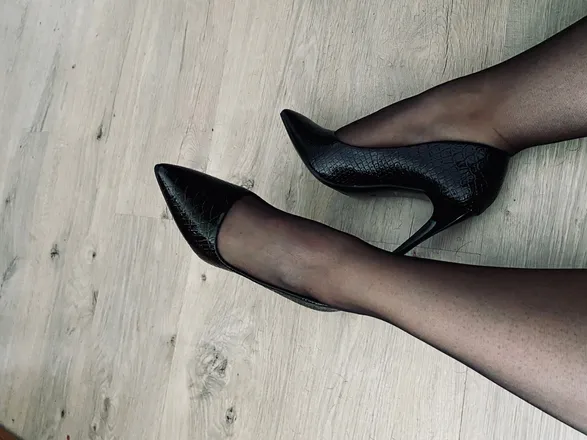 OnlyFans cuenta feetwithbenefeets1 header 2