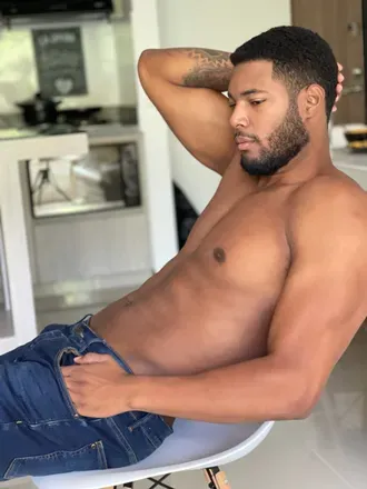 OnlyFans cuenta blacksanchez header 2