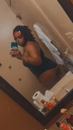 OnlyFans cuenta sincerlyhoneybeee header 2