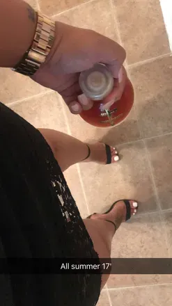 OnlyFans account  prettytoesplease avatar 1