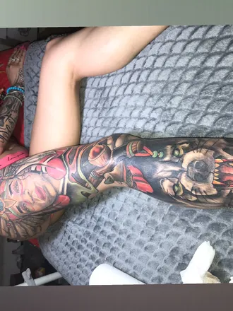 OnlyFans cuenta tatconfessions header 2