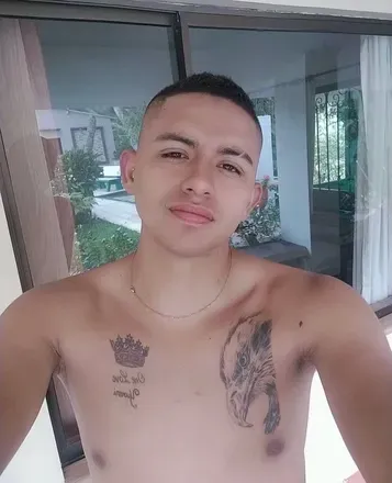 OnlyFans cuenta leandro_8406 avatar 1