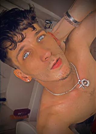 OnlyFans cuenta tristan_taylor1313 avatar 1