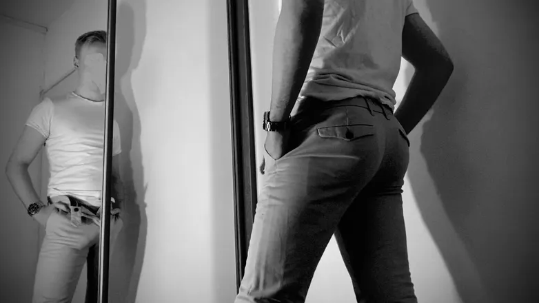OnlyFans cuenta jonathanhki header 2