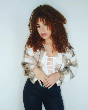 OnlyFans account  macapri header 2