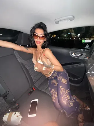 OnlyFans account  valleria_caramela avatar 1