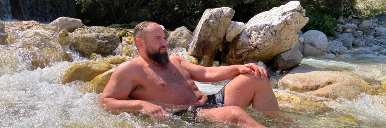 OnlyFans cuenta rondover header 2