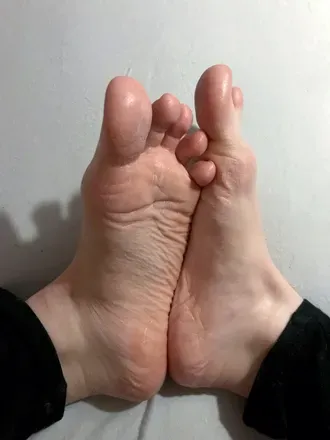 OnlyFans cuenta feetwaifuwuu avatar 1
