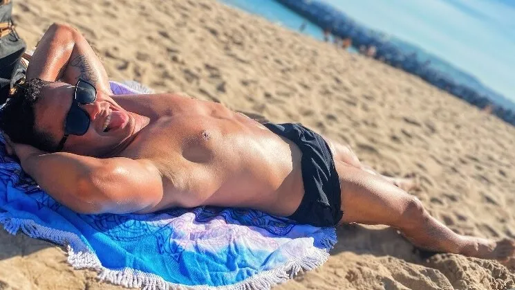 OnlyFans cuenta latinorico_01 header 2
