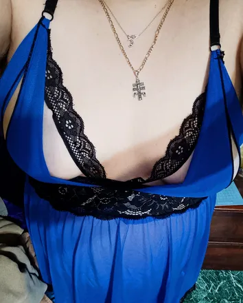 OnlyFans cuenta sirislingerie header 2