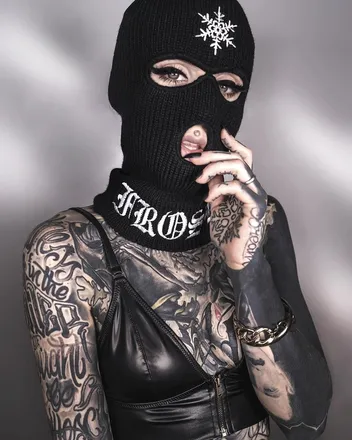 OnlyFans cuenta u49845379 header 2