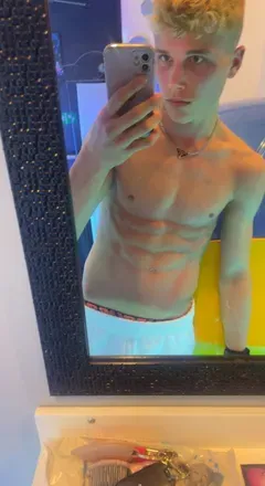 OnlyFans account  blondestud6969 avatar 1