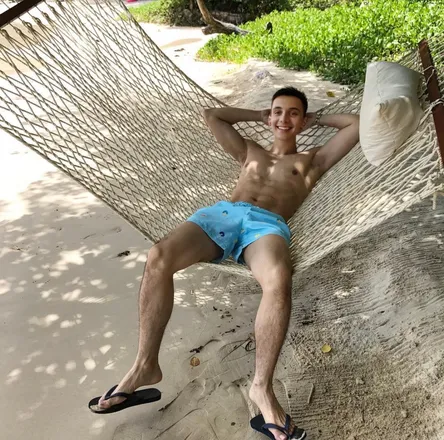 OnlyFans account  oftomussa header 2