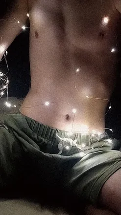 OnlyFans cuenta yummy_baby_boy header 2