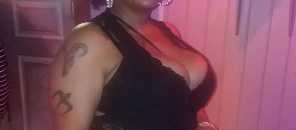 OnlyFans cuenta u84052806 header 2