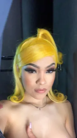 OnlyFans cuenta kuwcarla avatar 1