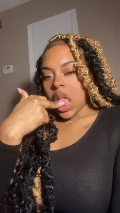 OnlyFans cuenta kinkthepink avatar 1