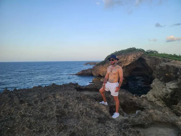 OnlyFans cuenta prince1018 header 2