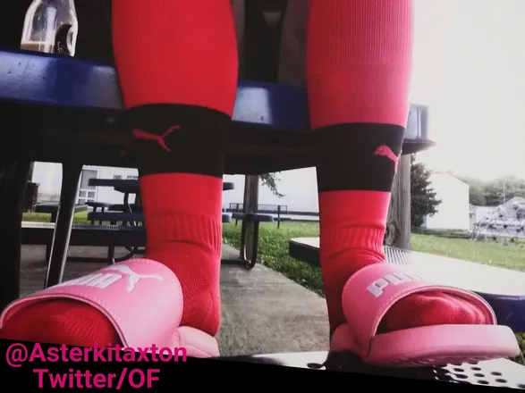 OnlyFans cuenta asterkitaxton header 2