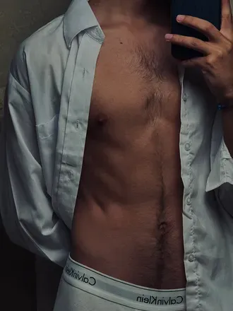 OnlyFans account  ethansk avatar 1