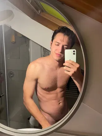 OnlyFans cuenta krisferrari avatar 1