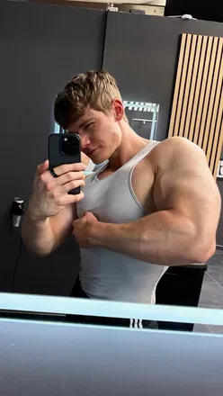 OnlyFans cuenta blondfitboy avatar 1