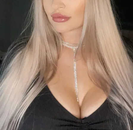 OnlyFans cuenta peachyjulia avatar 1