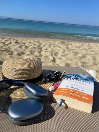 OnlyFans cuenta petit_summer header 2