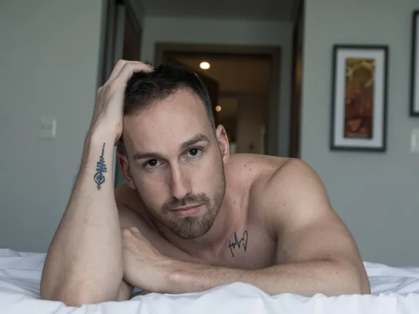 OnlyFans cuenta castello_oficial header 2