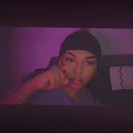 OnlyFans cuenta mikiyastarz header 2
